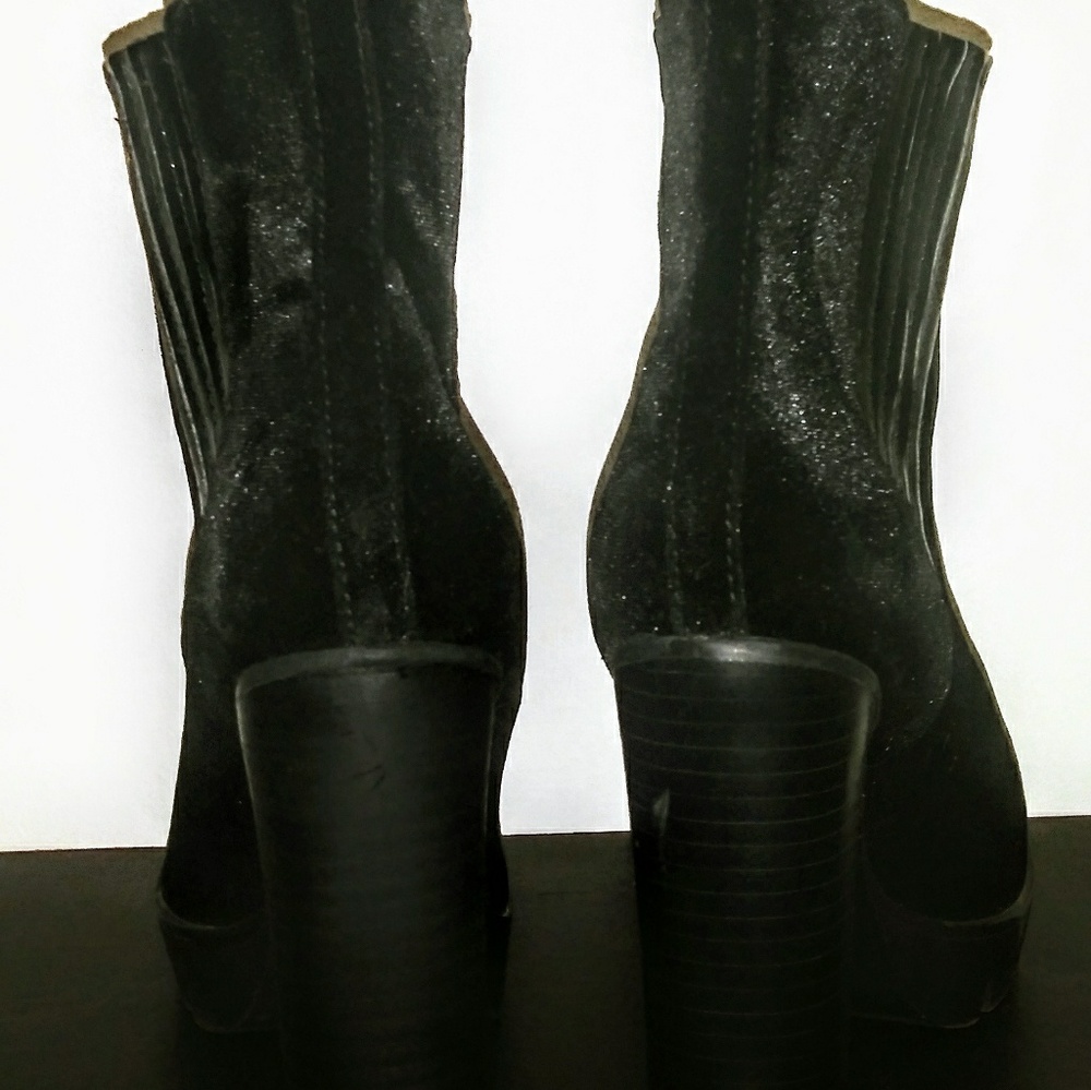 Report Signature - Picture 3 of 6